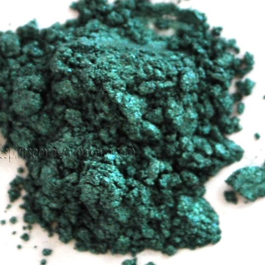 turquoise green shimmer for eyes
